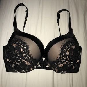 Victoria’s Secret bra